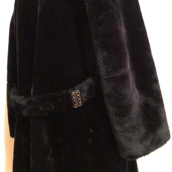 Vintage Borgana by Fairmoor Luxury Faux Fur Coat - Picture 10 of 16